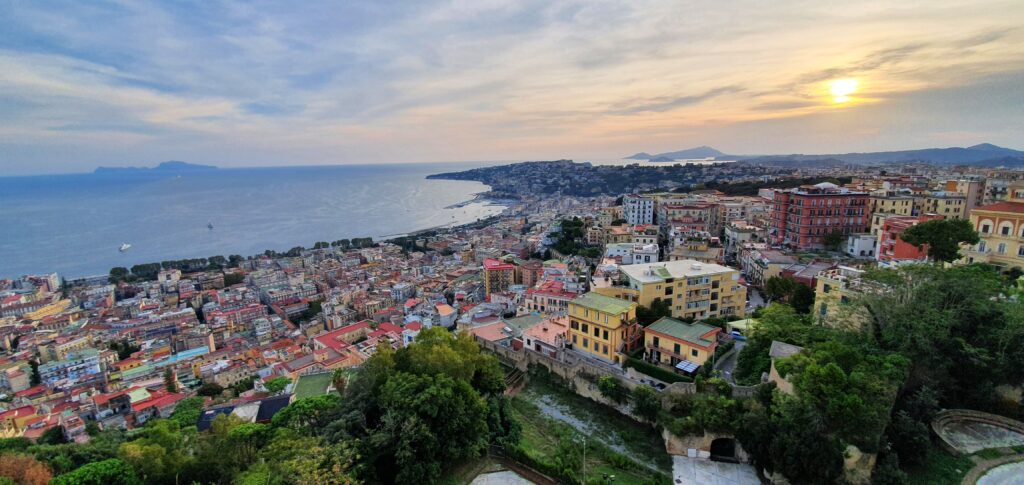 Posillipo tramonto, collina, golfo, mare
