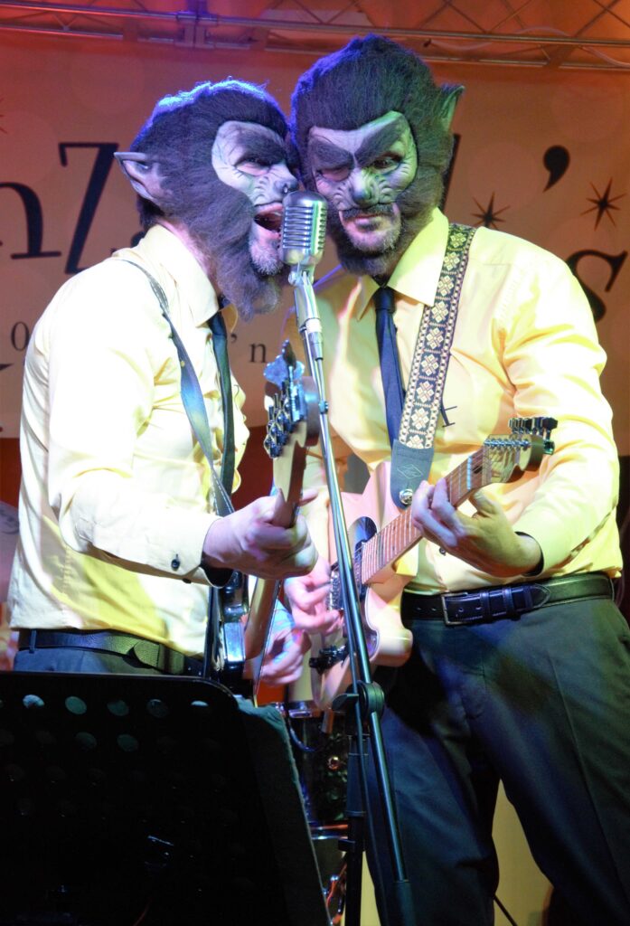Halloween cantante, musica, concerto, live, chitarrista