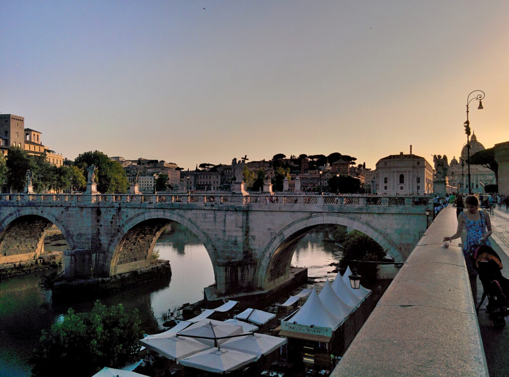 Tramonto sul Tevere tramonto, fiume, ponte, roma