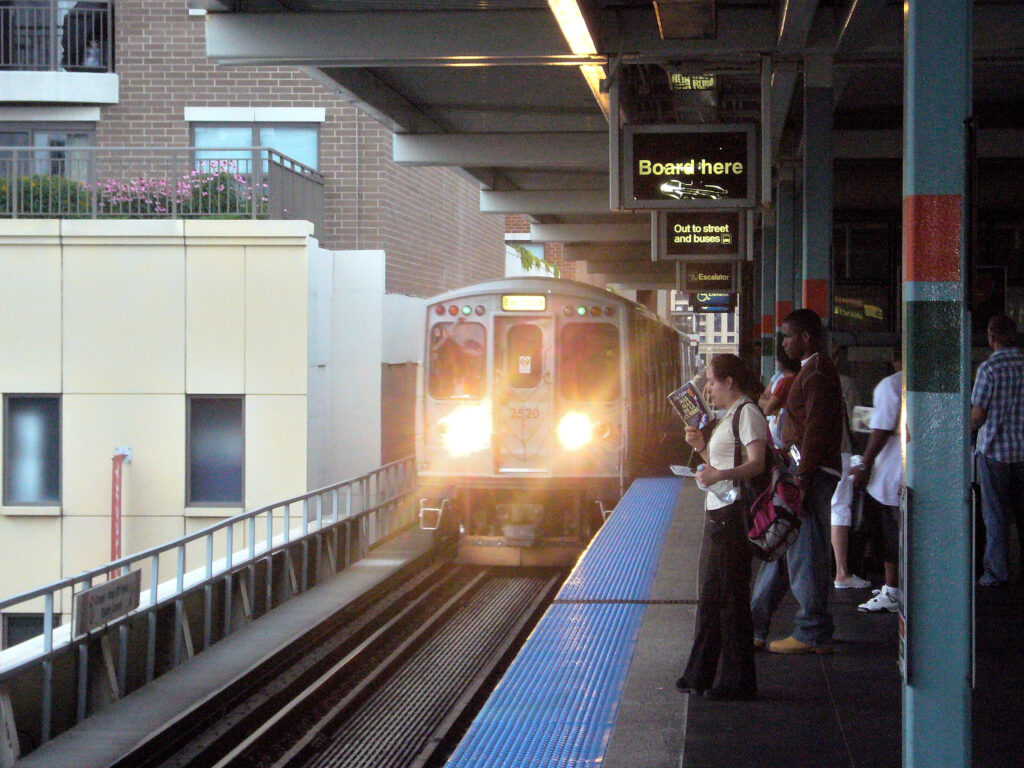 Fermata metro sopraelevata, Chicago