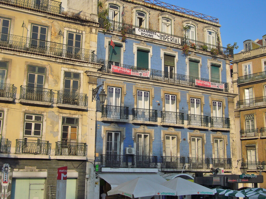 I colori di Lisbona palazzi, architettura, lisbona