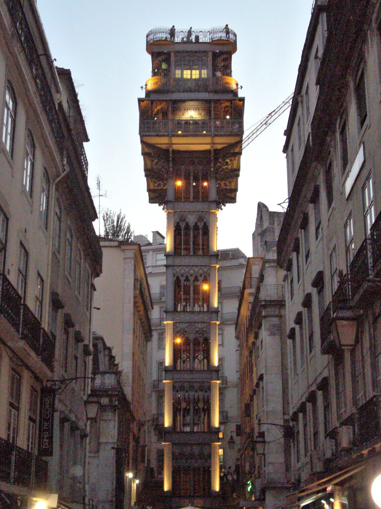 Ascensore di Santa Justa al tramonto ascensore, ferro, tramonto