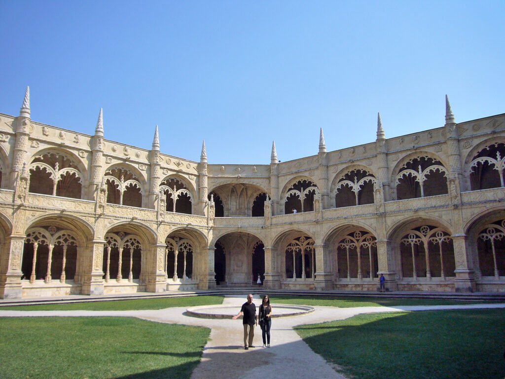 Chiostro del Monastero dos Jerónimos cortile, chiostro