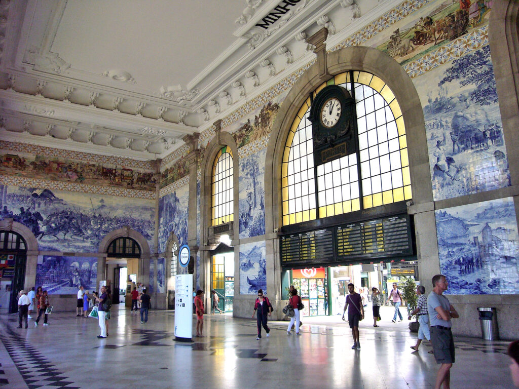 Stazione ferroviaria São Bento, Porto stazione, azulejos, piastrelle