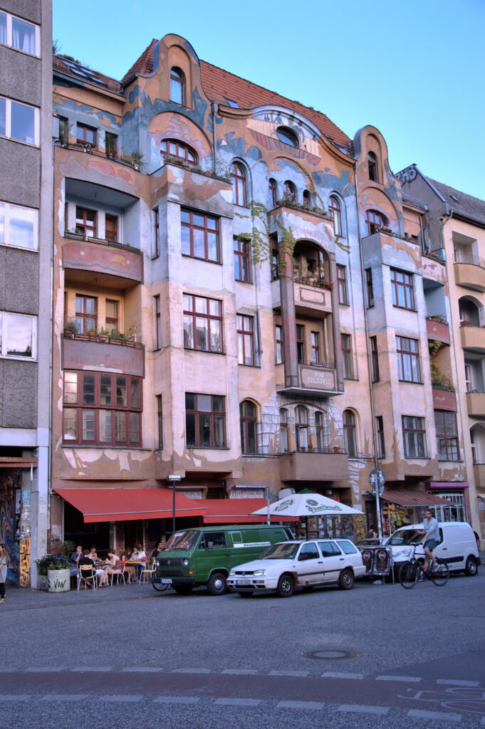 Tracce sovietiche stile sovietico, palazzi, berlino est