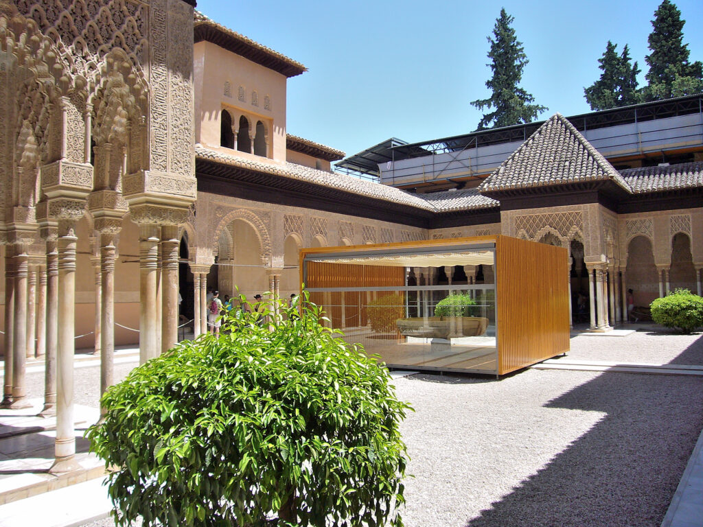 Cortile dell'Alhambra alhambra, alcazaba, giardino