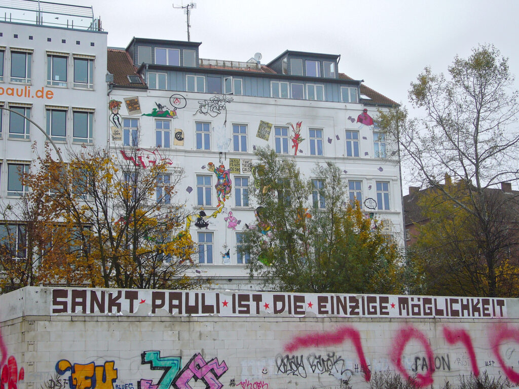 Il colorato quartiere di Sankt Pauli santk pauli, quartiere, palazzi, amburgo